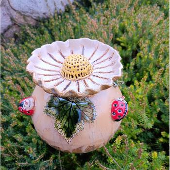 Rosenkugel mit Insektentränke - Gartendekoration - frostfest