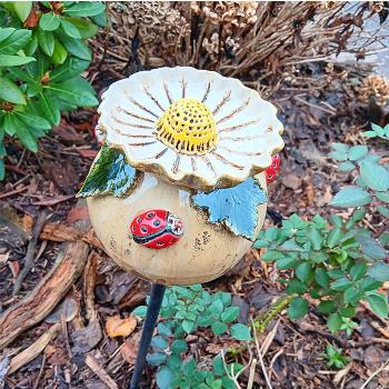 Preview: Rosenkugel mit Insektentränke - Gartendekoration - frostfest